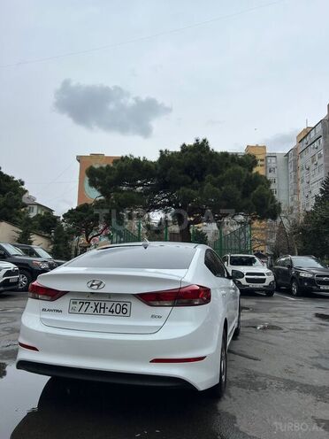 Hyundai Elantra 2017, 141,622 km - 16.0 л - Bakı