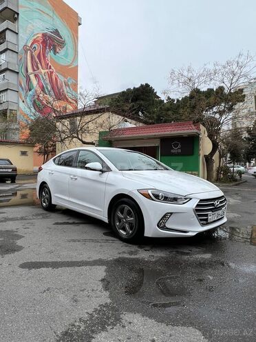 Hyundai Elantra 2017, 141,622 km - 16.0 л - Bakı
