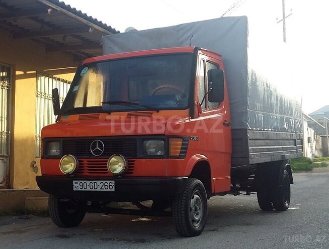Mercedes 208 D 1991, 452,527 km - 2.3 l - Bakı