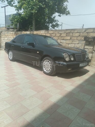 Mercedes E 230 1997, 313,097 km - 2.0 l - Bakı
