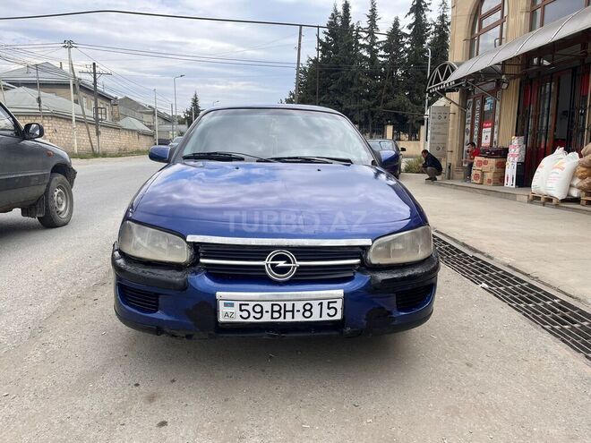 Opel Omega 1998, 213,546 km - 2.0 l - Quba