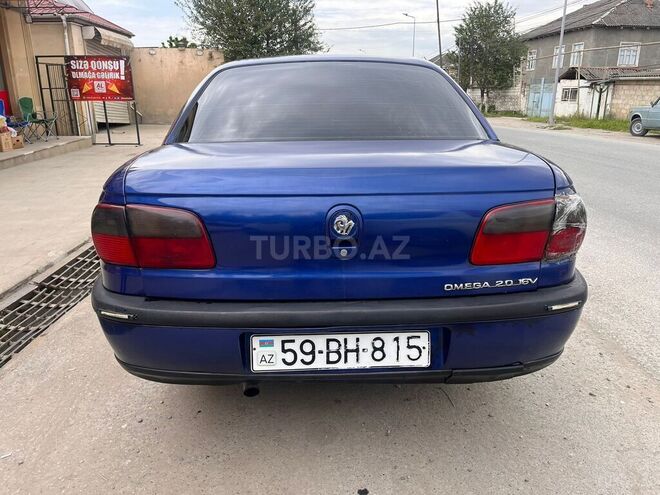 Opel Omega 1998, 213,546 km - 2.0 l - Quba