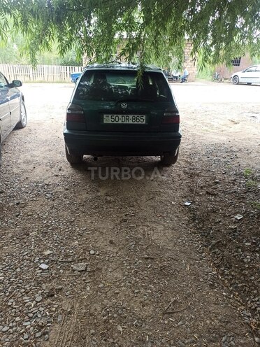 Volkswagen Golf 1996, 253,000 km - 1.8 l - Saatlı