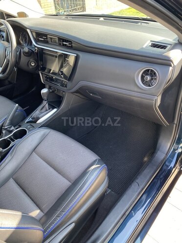 Toyota Corolla 2017, 115,766 km - 1.8 л - Bakı