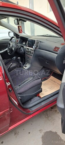 Toyota Corolla 2005, 196,000 km - 1.4 л - Tovuz