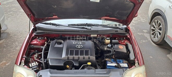 Toyota Corolla 2005, 196,000 km - 1.4 л - Tovuz