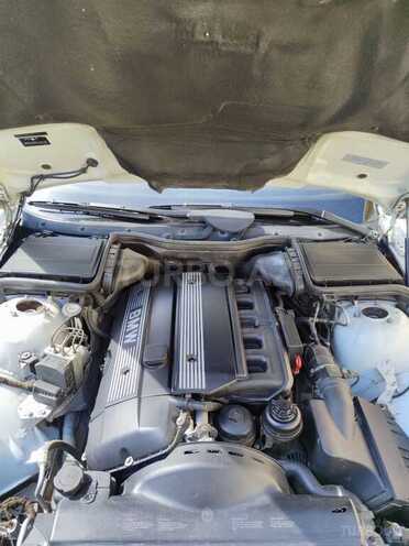 BMW 525 2003, 380,000 km - 2.5 л - Bakı