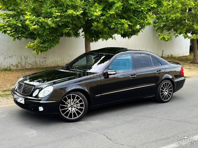 Mercedes E 240 2004, 251,000 km - 2.6 l - Bakı