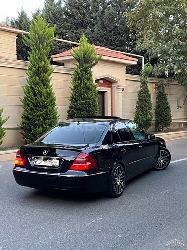 Mercedes E 240 2004, 251,000 km - 2.6 l - Bakı