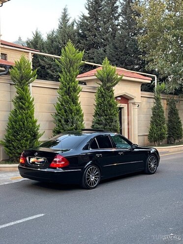 Mercedes E 240 2004, 251,000 km - 2.6 l - Bakı