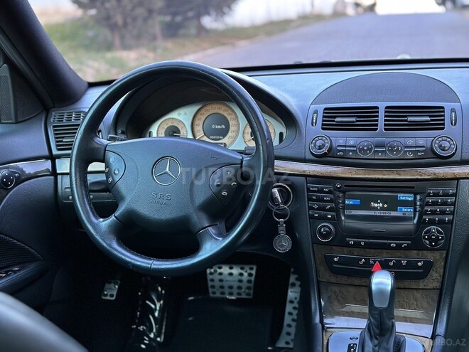 Mercedes E 240 2004, 251,000 km - 2.6 l - Bakı