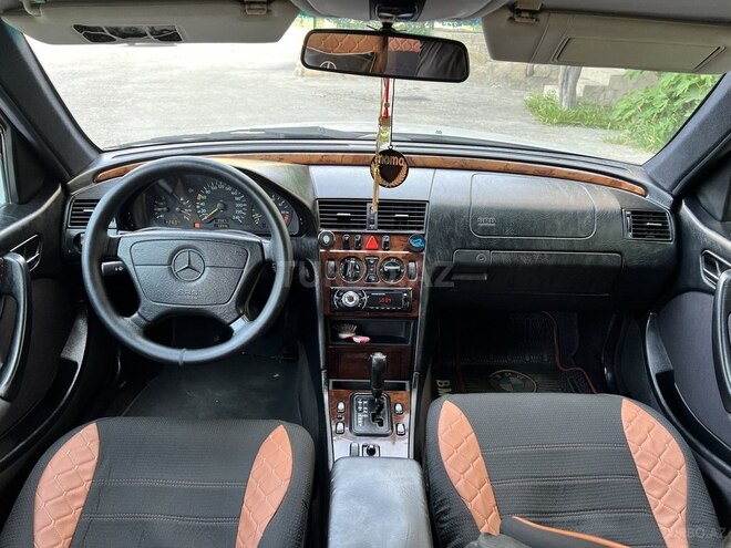 Mercedes C 200 1997, 566,461 km - 2.0 l - Bakı