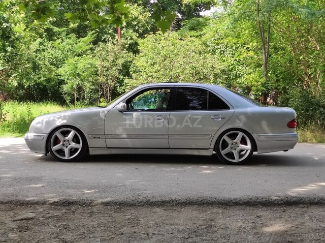 Mercedes E 320 2001, 280,000 km - 3.2 l - Mingəçevir