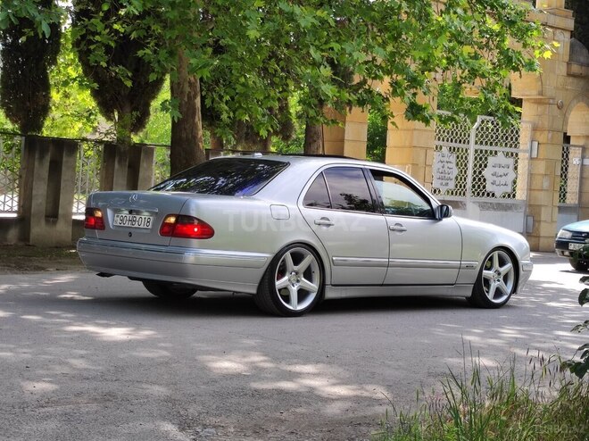 Mercedes E 320 2001, 280,000 km - 3.2 l - Mingəçevir