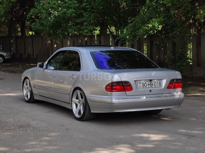 Mercedes E 320 2001, 280,000 km - 3.2 l - Mingəçevir