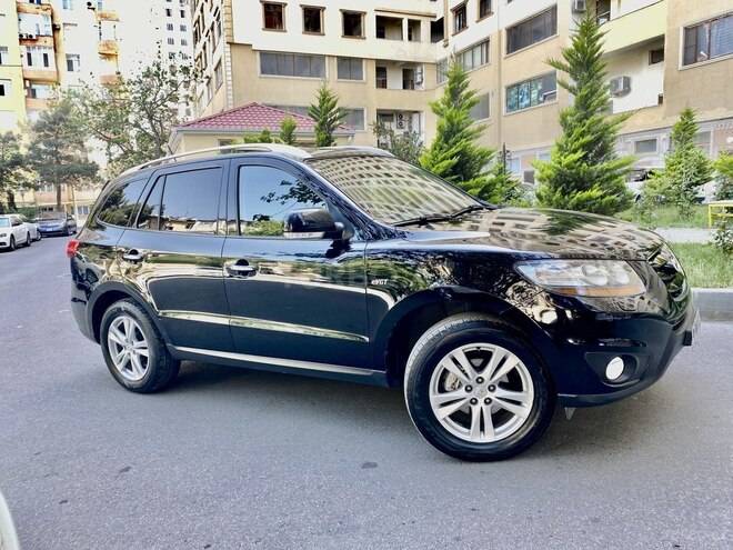 Hyundai Santa Fe 2009, 259,900 km - 2.0 l - Bakı