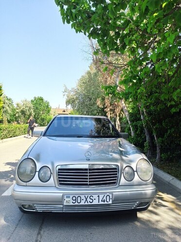 Mercedes E 240 1998, 395,000 km - 2.4 л - Sumqayıt