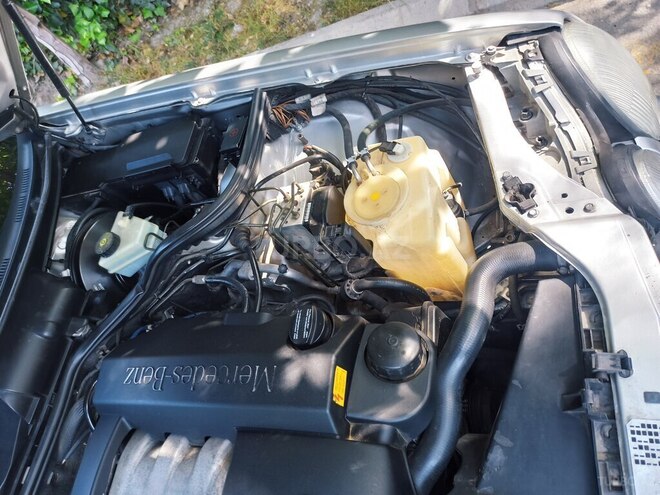 Mercedes E 240 1998, 395,000 km - 2.4 л - Sumqayıt