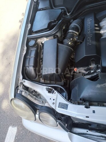 Mercedes E 240 1998, 395,000 km - 2.4 л - Sumqayıt