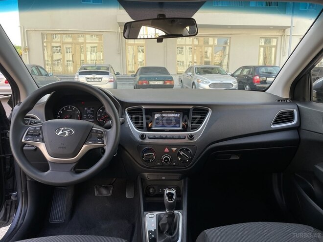 Hyundai Accent 2018, 68,000 km - 1.6 l - Bakı