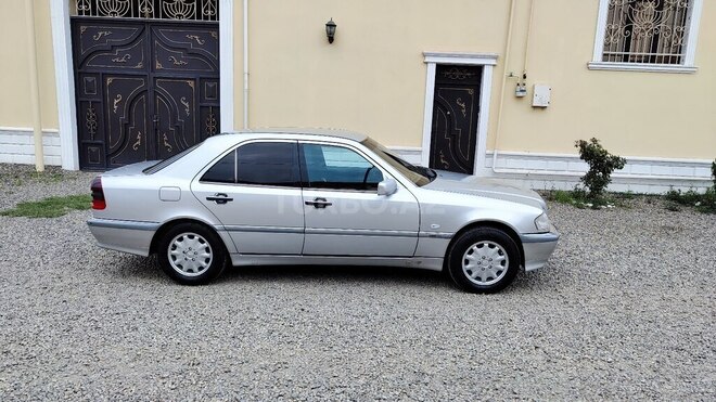 Mercedes C 180 1998, 199,600 km - 1.8 л - Gəncə