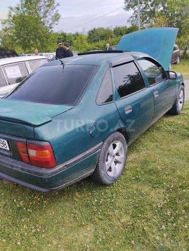 Opel Vectra 1994, 372,000 km - 2.0 л - Zaqatala