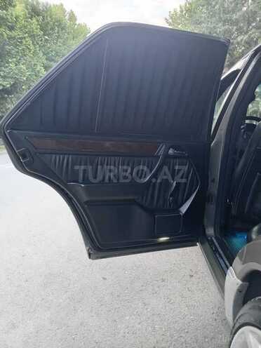 Mercedes E 220 1993, 388,888 km - 2.2 l - Yevlax