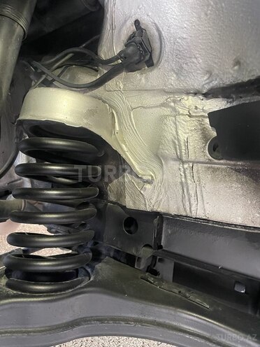 Mercedes E 240 2001, 235,000 km - 2.4 l - Bakı