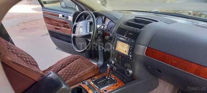 Volkswagen Touareg 2004, 235,000 km - 4.2 l - Sumqayıt