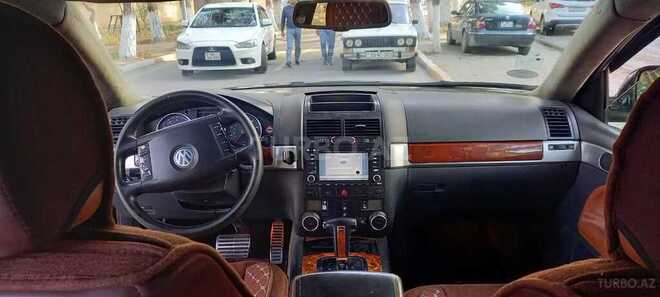 Volkswagen Touareg 2004, 235,000 km - 4.2 l - Sumqayıt