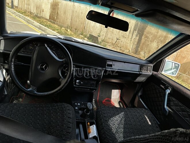 Mercedes 190 1986, 385,000 km - 2.0 l - Sumqayıt