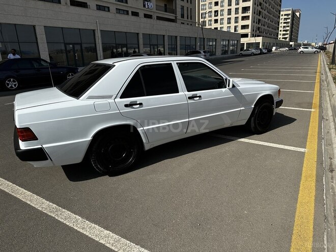 Mercedes 190 1986, 385,000 km - 2.0 l - Sumqayıt