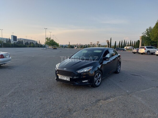 Ford Focus 2017, 215,000 km - 1.0 l - Gəncə