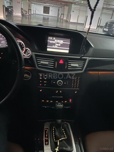 Mercedes E 200 2011, 230,000 km - 1.8 л - Bakı