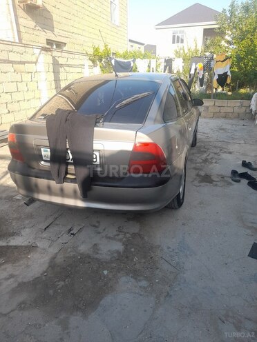 Opel Vectra 1997, 250,000 km - 2.0 l - Bakı