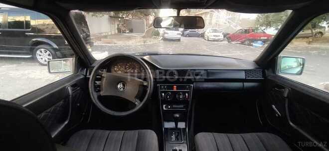 Mercedes E 200 1989, 382,000 km - 2.0 l - Bakı