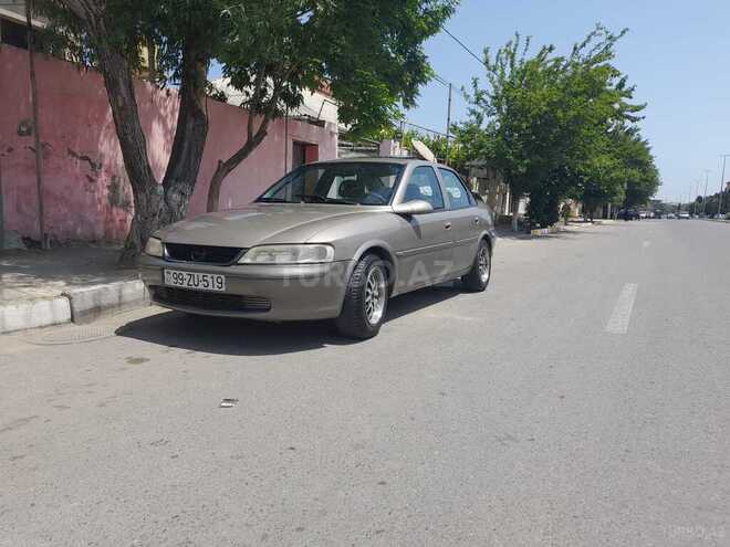 Opel Vectra 1999, 243,494 km - 1.8 l - Sumqayıt