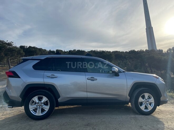 Toyota RAV4 2021, 5,500 km - 2.5 l - Bakı