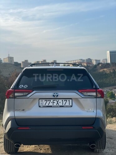 Toyota RAV4 2021, 5,500 km - 2.5 l - Bakı