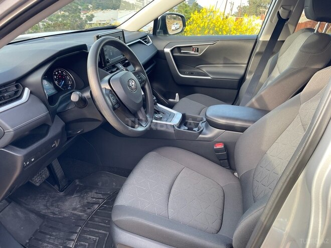 Toyota RAV4 2021, 5,500 km - 2.5 l - Bakı