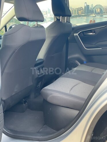 Toyota RAV4 2021, 5,500 km - 2.5 l - Bakı