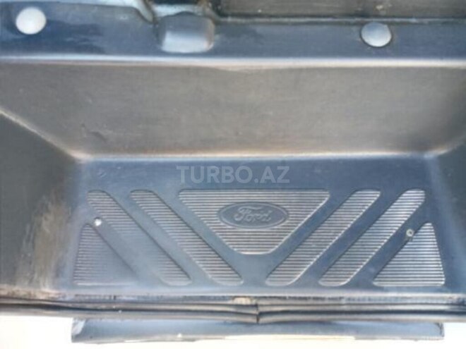 Ford Transit 2002, 300,000 km - 2.4 l - Şəmkir