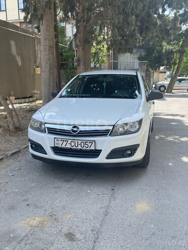 Opel Astra 2010, 190,000 km - 1.4 l - Bakı