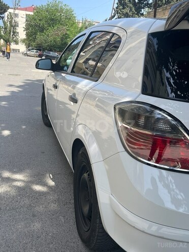 Opel Astra 2010, 190,000 km - 1.4 l - Bakı