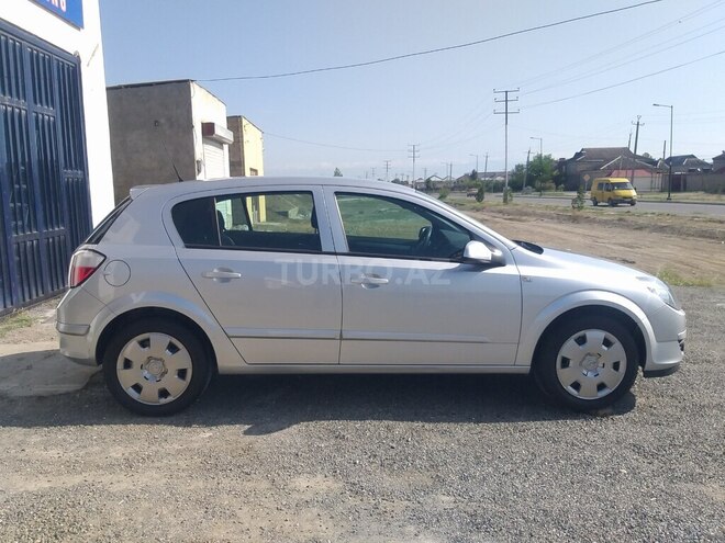 Opel Astra 2005, 131,185 km - 1.4 l - Yevlax