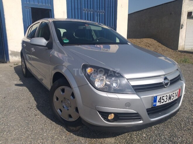 Opel Astra 2005, 131,185 km - 1.4 l - Yevlax