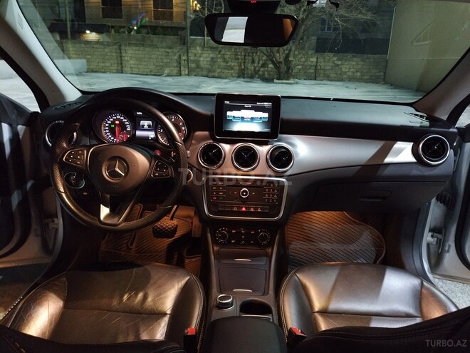 Mercedes  2015, 230,000 km - 1.6 l - Bakı