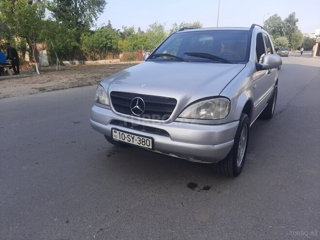 Mercedes ML 320 2000, 219,000 km - 3.2 l - Sumqayıt