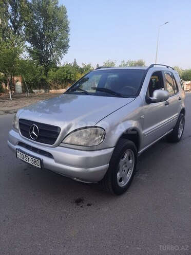 Mercedes ML 320 2000, 219,000 km - 3.2 l - Sumqayıt