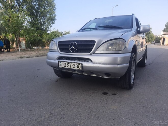 Mercedes ML 320 2000, 219,000 km - 3.2 l - Sumqayıt